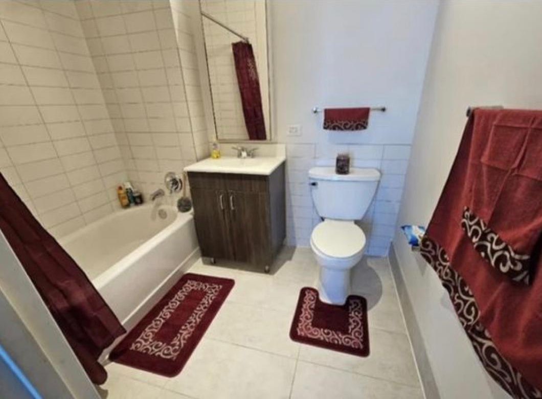 Salle de bain après nettoyage Diogène